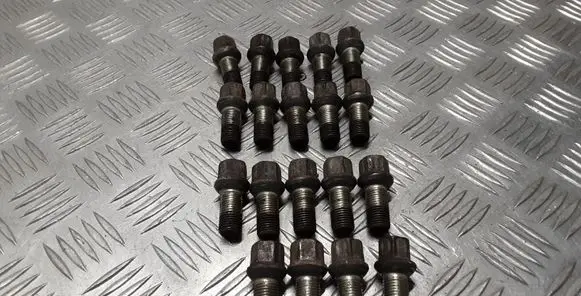 Audi A6 S6 C6 4F Nuts/bolts 