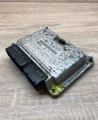 Volkswagen Golf IV Engine control unit/module ECU 038906012ES 0281010644 AA9