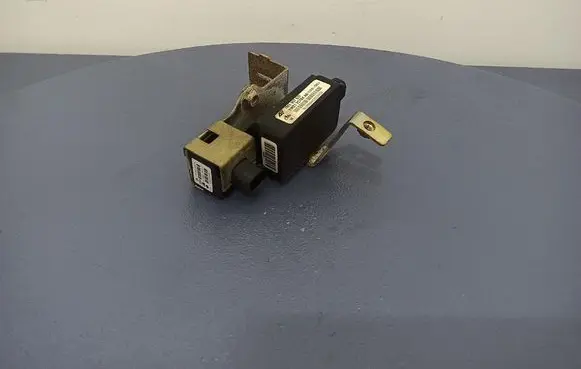 Seat Alhambra (Mk1) ESP acceleration yaw rate sensor 1J0907657A
