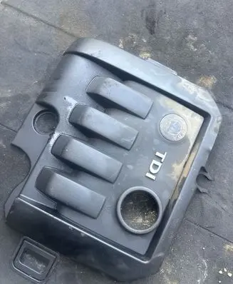 Skoda Octavia Mk2 (1Z) Engine cover (trim)