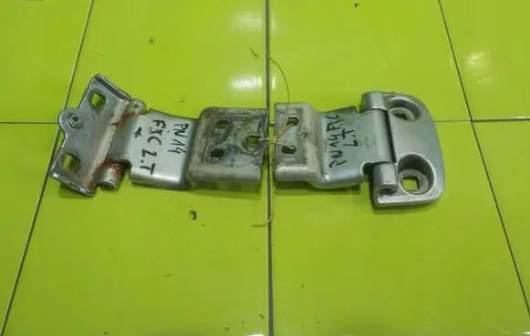 Citroen Jumper Front door upper hinge PP114