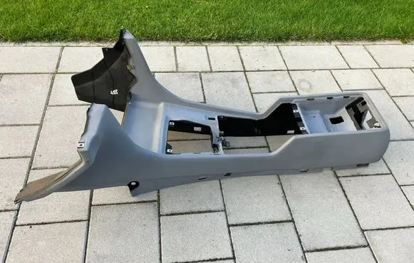 BMW 7 E38 Center console 51168125555 725000001