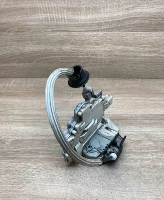 Audi A6 S6 C6 4F Front door lock 4F1837016