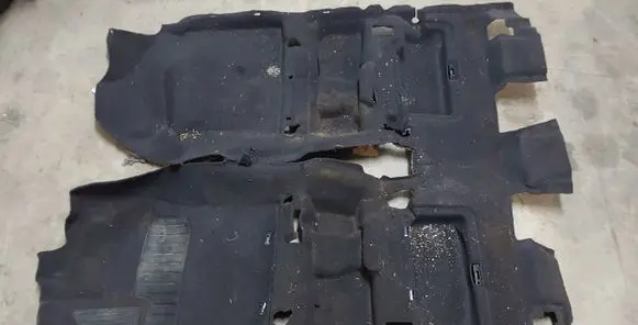 Toyota Verso Interior carpet 585100F040