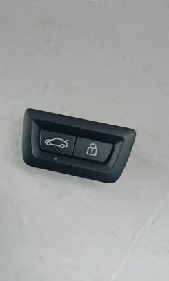 BMW 5 F10 F11 Tailgate/boot open switch button 9275121