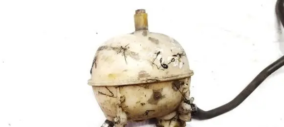 Peugeot 205 Coolant expansion tank/reservoir 9151937180