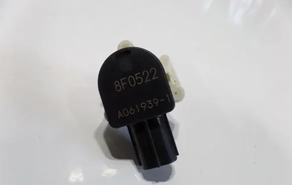 Mazda 6 Headlight/headlamp level sensor 8F0522A0619391