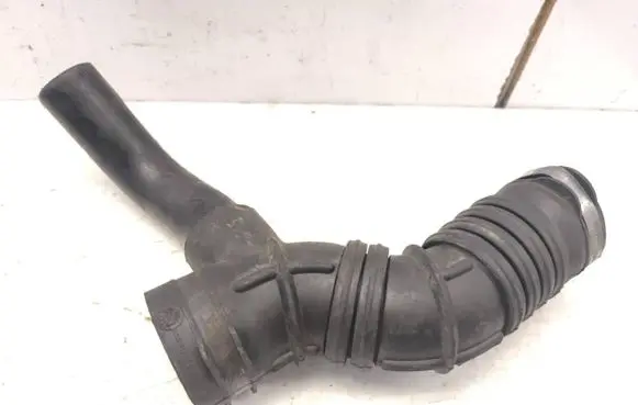 Renault Megane II Air intake hose/pipe 8200185087