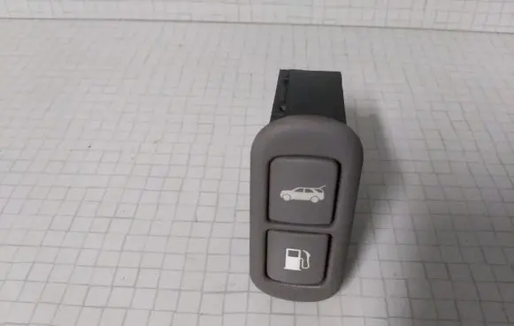 KIA Sorento Tailgate/boot open switch button 623W02150 935503000