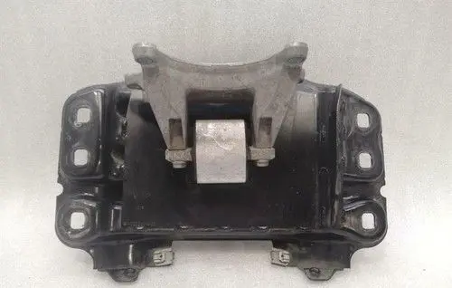 Mercedes-Benz S W222 Engine mount bracket A2222401402