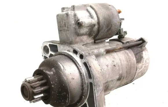 Volkswagen Golf V Starter motor 02M911023N