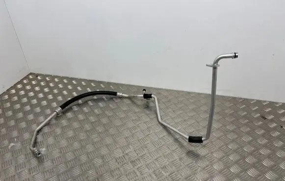 Air conditioning (A/C) pipe/hose