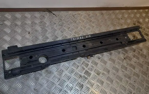 Volkswagen Touareg II Other trunk/boot trim element 7P0863600A