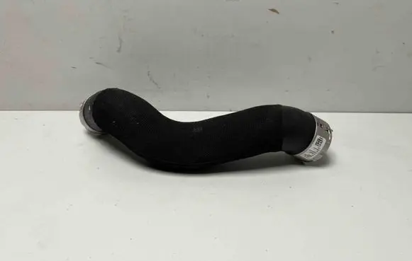 BMW X2 U10 Intercooler hose/pipe 8471881