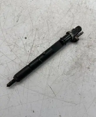 Audi A6 S6 C5 4B Fuel injector 059130201 0432133836
