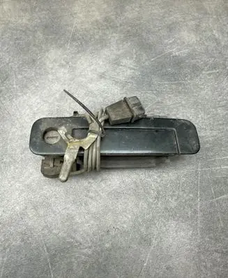 Audi A6 S6 C4 4A Front door exterior handle 4A0837206D