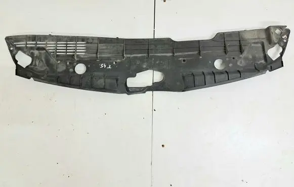 Toyota Corolla Verso AR10 Radiator trim 