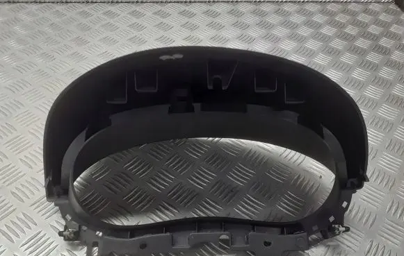Dacia Sandero Steering wheel column trim