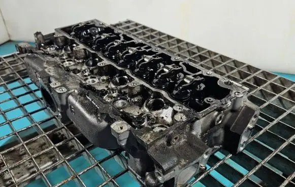 Engine head