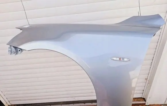 Lexus IS 220D-250-350 Fender