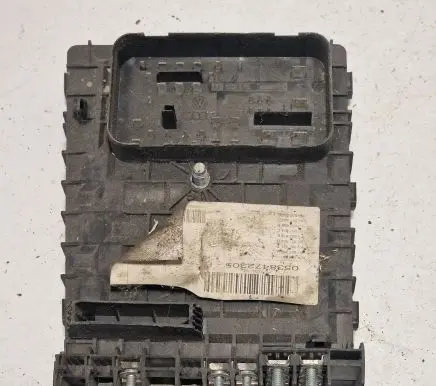 Volkswagen PASSAT B6 Fuse box set 1K0937125 001133