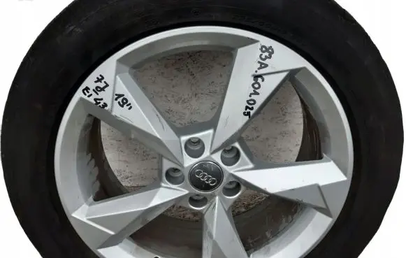 Audi Q3 F3 R19 alloy rim 83A601025