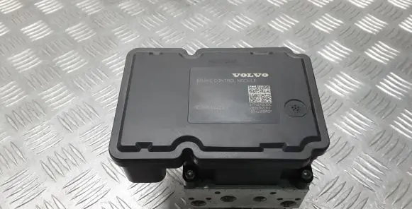 Volvo V40 ABS Pump 10096104243 31423315