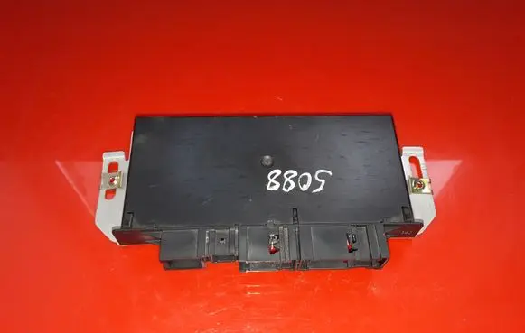 Mercedes-Benz S W220 Tow bar trailer control unit/module A0215452732 05045100