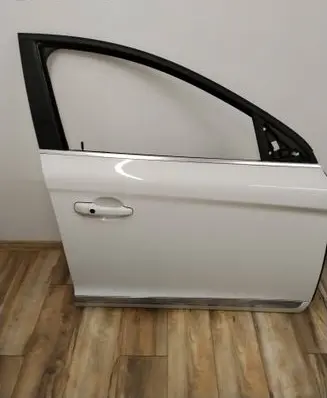 Volvo XC60 Front door