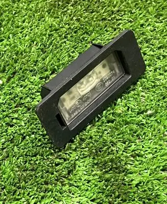 BMW X5 G05 Number plate light 7193293