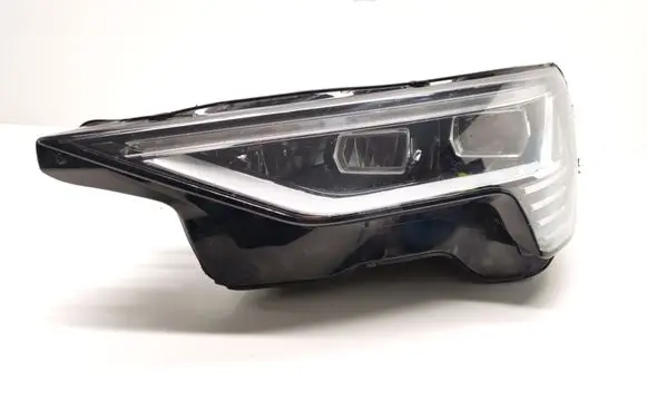 Audi e-tron Headlight/headlamp 4KE941039