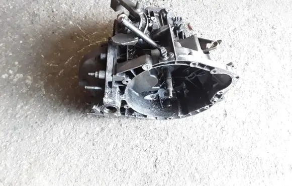 Manual 6 speed gearbox