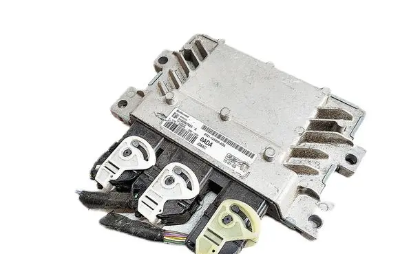 Ford Fiesta Engine control unit/module 8V21-12A650-ADA