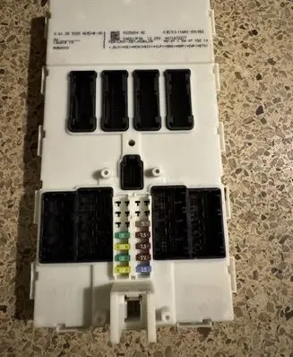 BMW 4 F32 F33 Central body control module 9325654