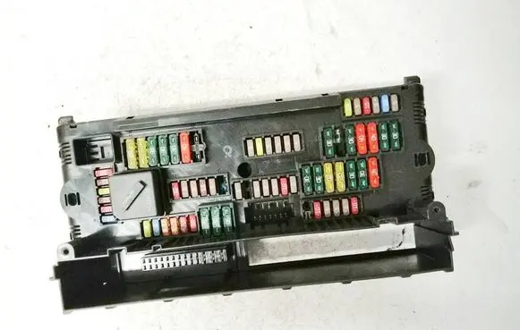 BMW 5 F10 F11 Fuse box set 317033442