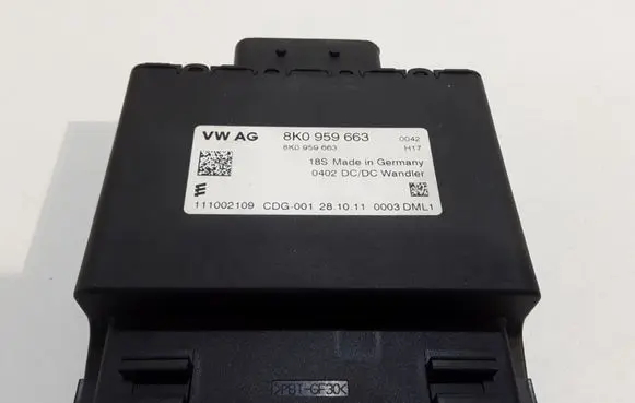 Audi Q3 8U Other control units/modules 8K0959663