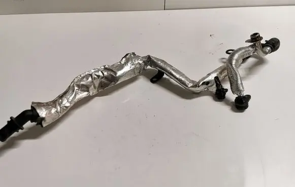 Audi Q5 SQ5 Engine coolant pipe/hose 06L121051C