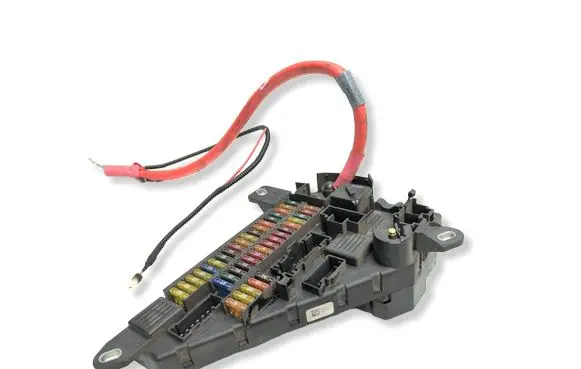 BMW 5 E60 E61 Fuse module 6906619 9138830 9127768