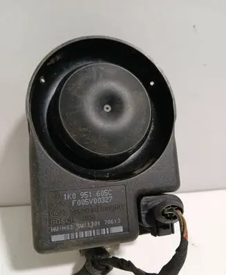 Audi A6 S6 C6 4F Alarm system siren 1K0951605C F005V00327