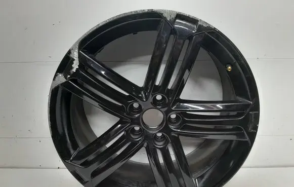 Volkswagen Golf VI R19 alloy rim 5K0601025M