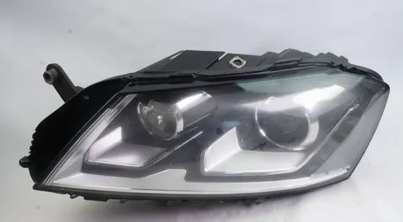 Volkswagen PASSAT B7 Headlight/headlamp 3AB941751