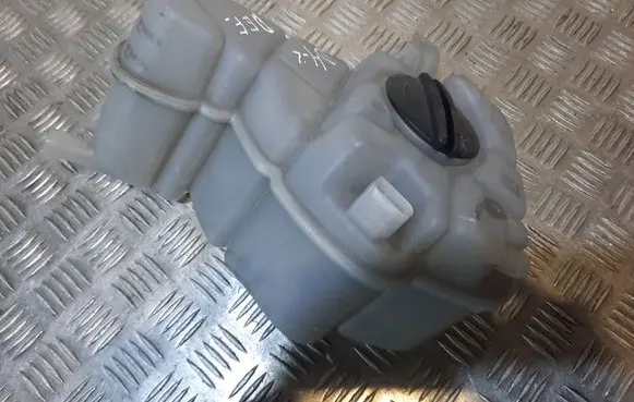 Audi A8 S8 D4 4H Coolant expansion tank/reservoir 4H0121403