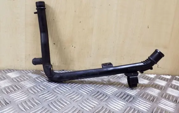 Volkswagen PASSAT B7 Engine coolant pipe/hose 03L121065AJ