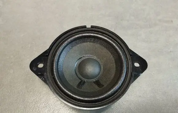 Audi A5 Sportback 8TA Parcel shelf speaker 8K9035709
