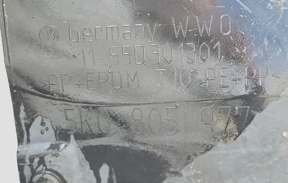 Volkswagen Golf VI Front wheel arch liner splash guards 5K0805977