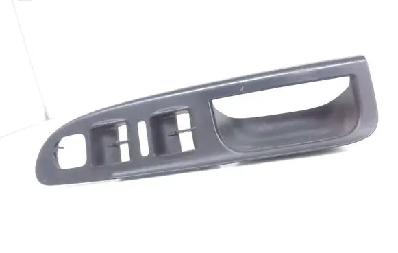 Volkswagen PASSAT B6 Front door interior handle trim 3C1867171B