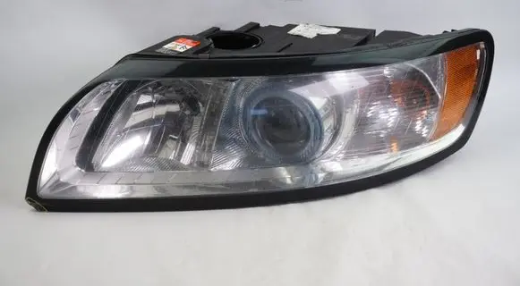 Volvo V50 Headlight/headlamp 31265698