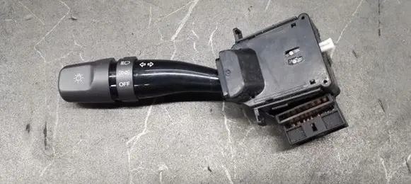 Hyundai Accent V Fog light switch 