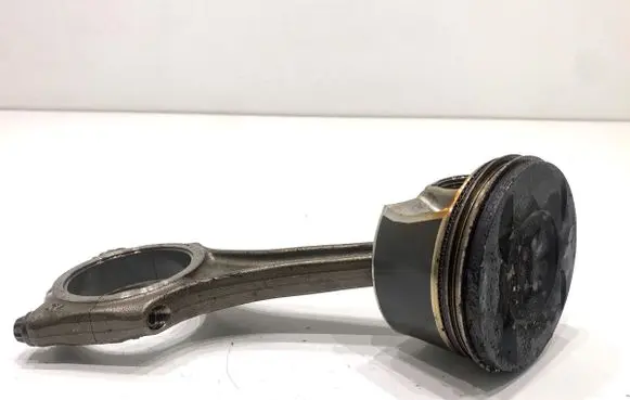 Audi A6 Allroad C8 Piston with connecting rod R6MK