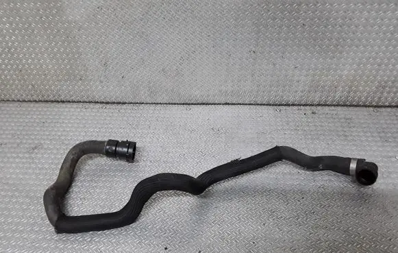 Volvo S80 Engine coolant pipe/hose
